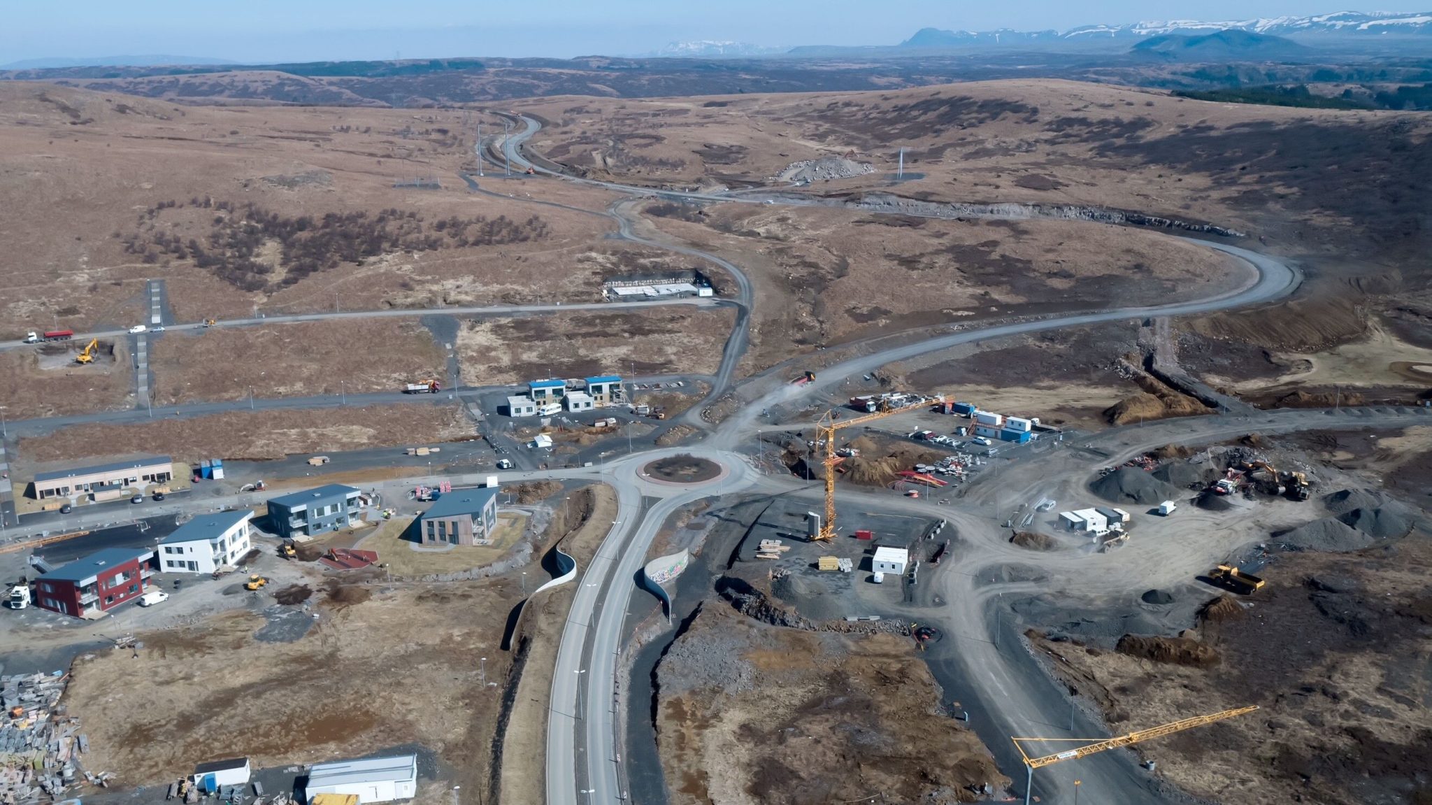 Skarðshlíð 2